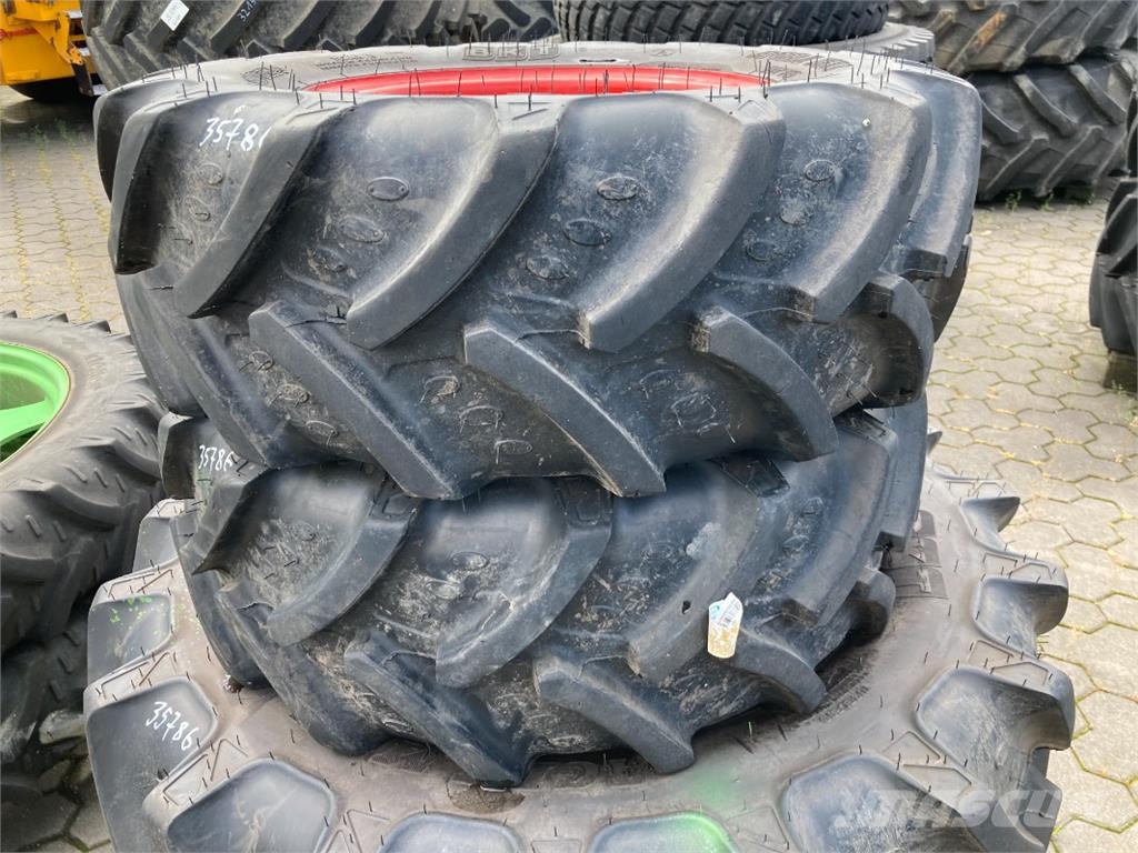 Sonstige 280/70R16 & 360/70R24 Muut maatalouskoneet