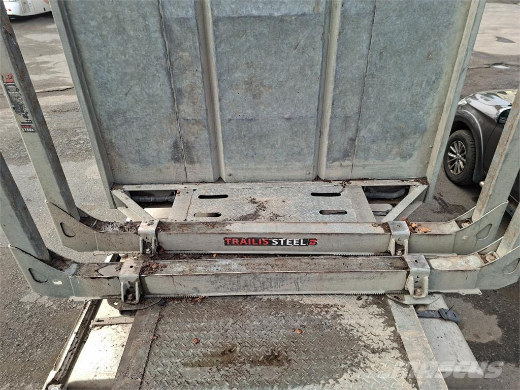 Zaslaw D-651A مقطورات أخرى