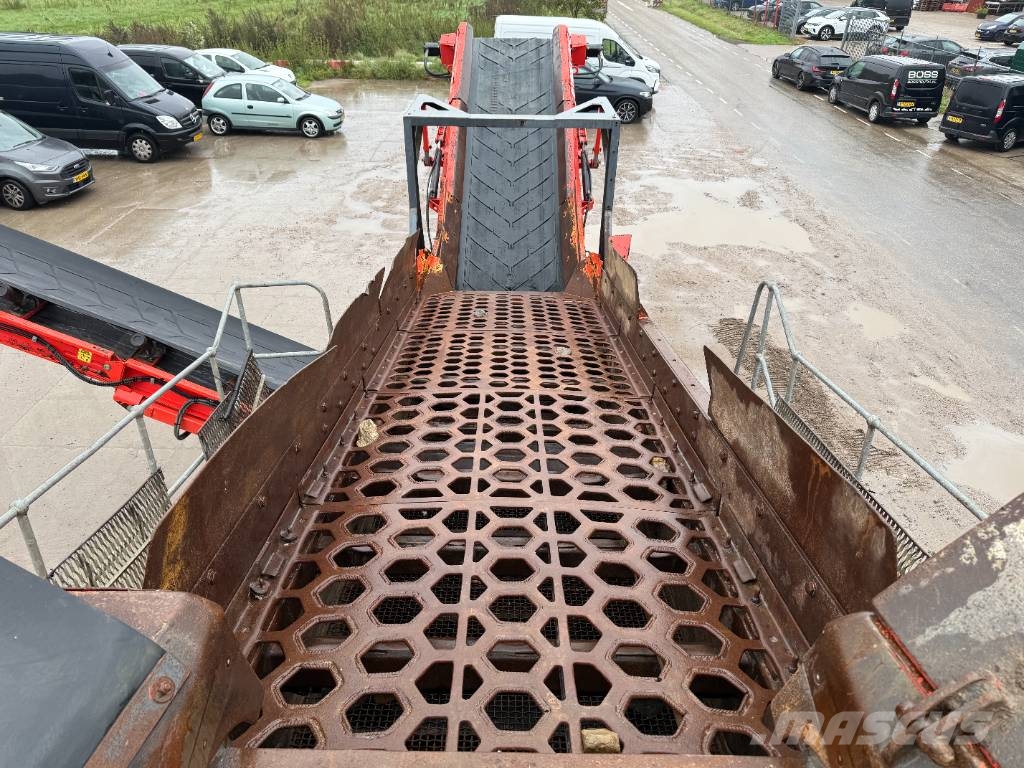 Terex Finlay 883 - Automatic Greasing / Caterpillar Engine Crible