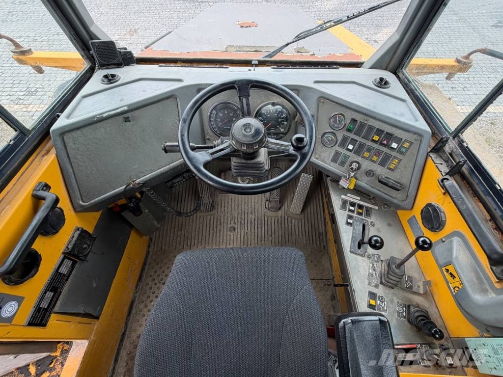 Volvo A 35 C Σπαστό Dump Truck ADT