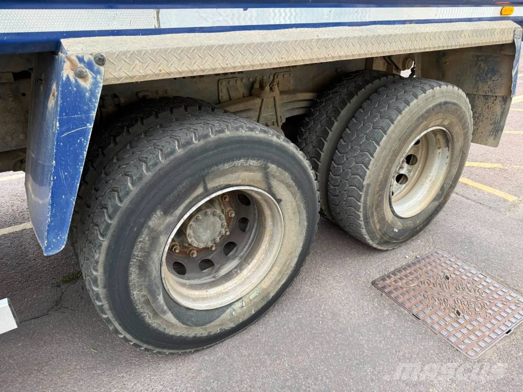 Volvo FMX 420 Tipper Bañeras basculantes usadas