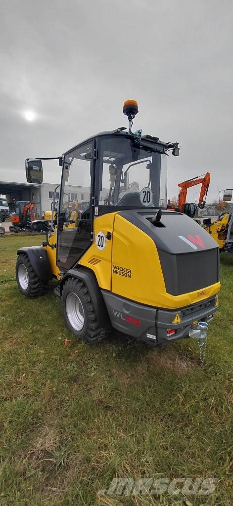 Wacker Neuson WL 28 Kolesové nakladače