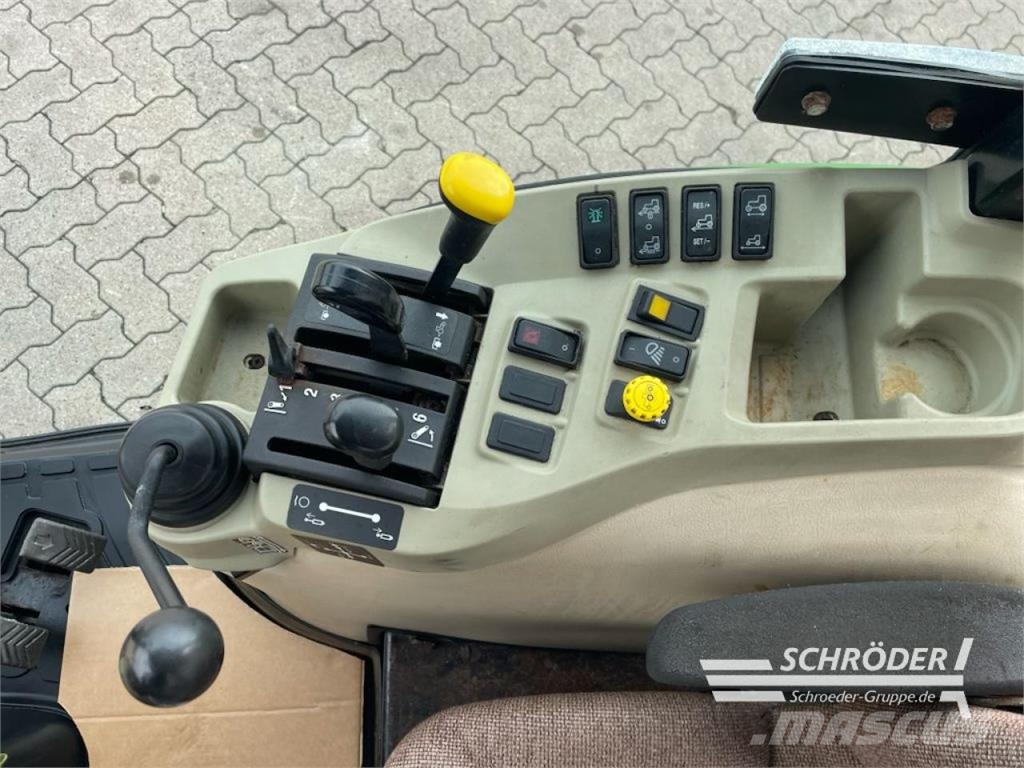 John Deere 3720 EHYDRO Tractoren