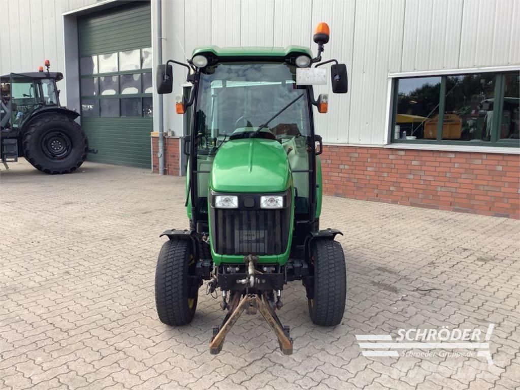 John Deere 3720 EHYDRO Tractoren
