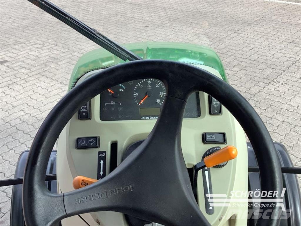 John Deere 3720 EHYDRO Tractoren