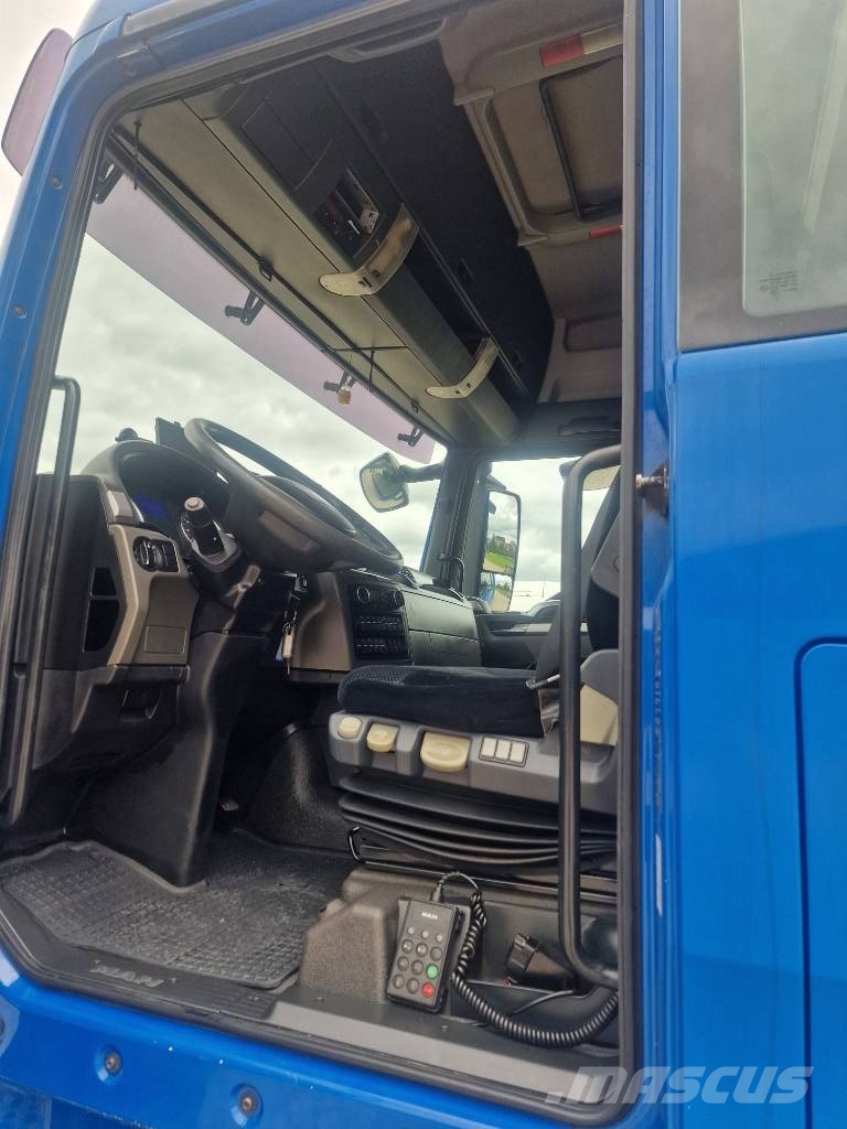 MAN TGX 26.440 Camiones plataforma