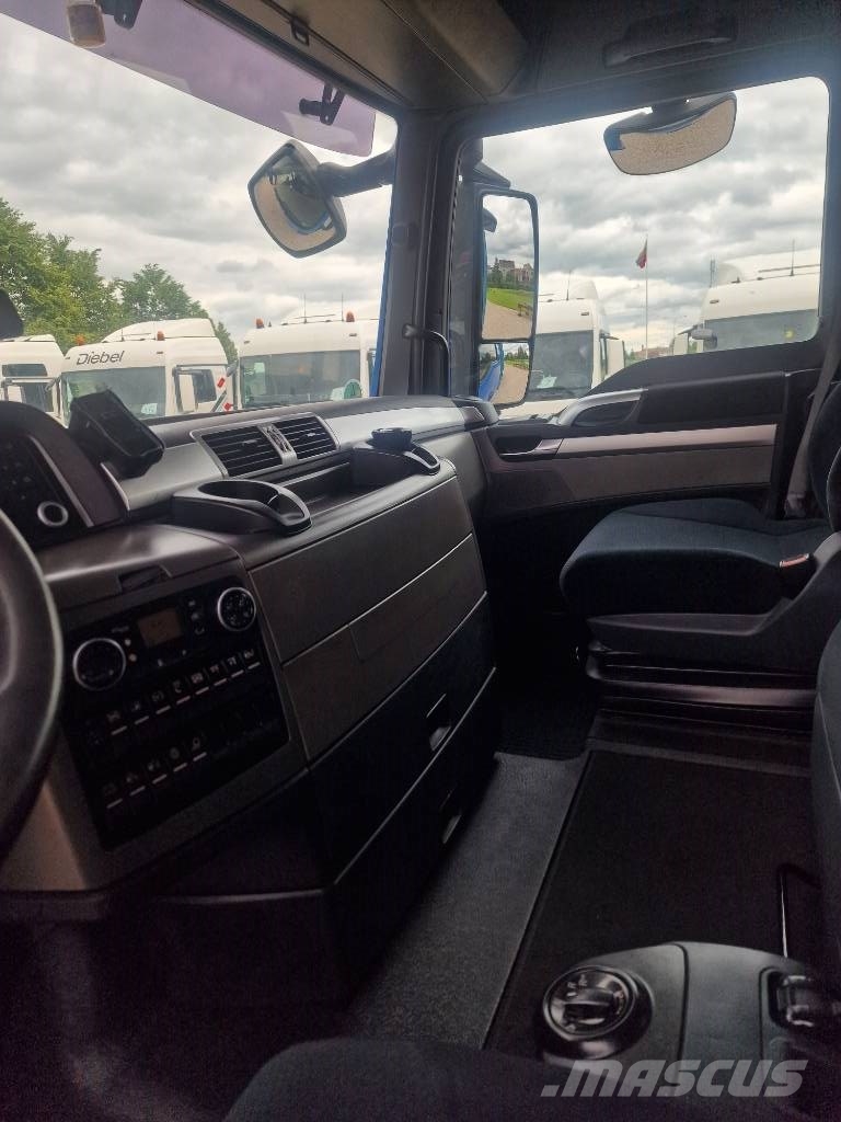 MAN TGX 26.440 Camiones plataforma