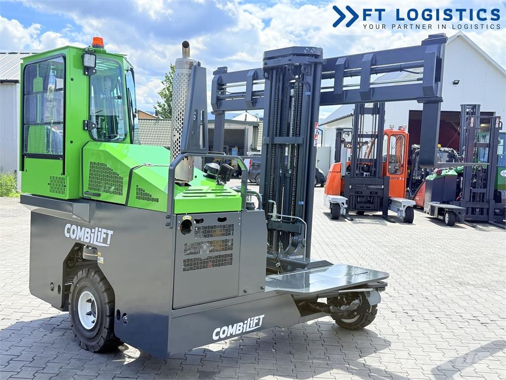 Combilift C4500 | GAS | TRIPLEX 5952 MM | WIDE FORK POSITION Wózki widłowe czterokierunkowe
