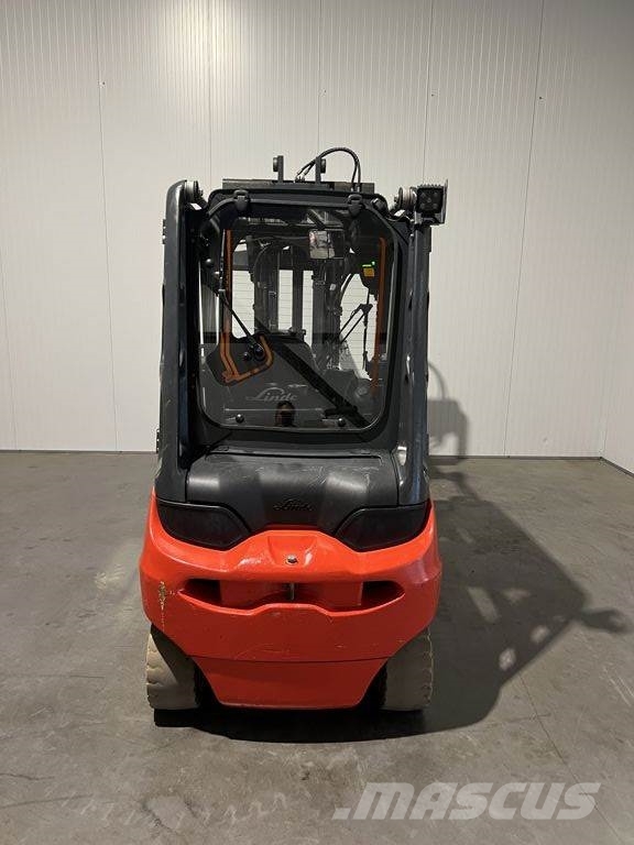 Linde E35L-01 Electric forklifts