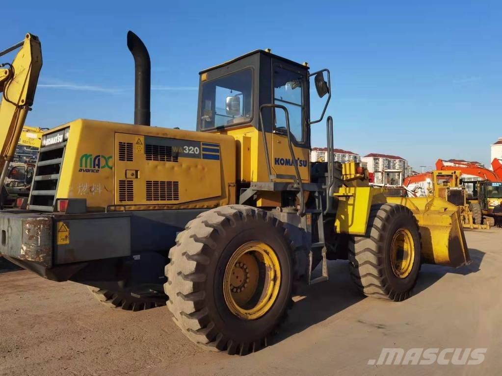 Komatsu WA 320-3 Utovarivači na kotačima