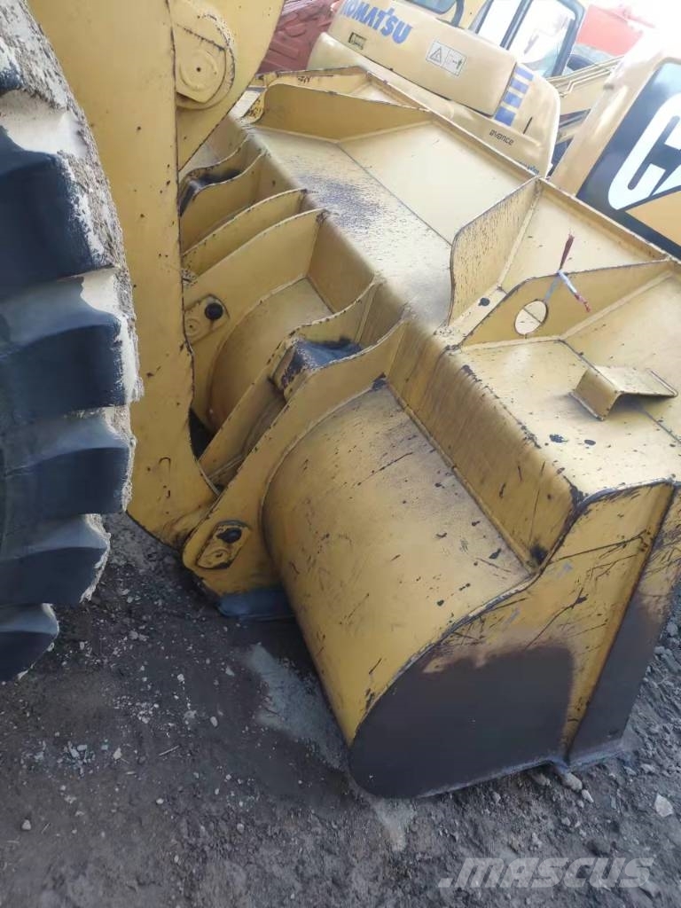 Komatsu WA 320-3 Utovarivači na kotačima