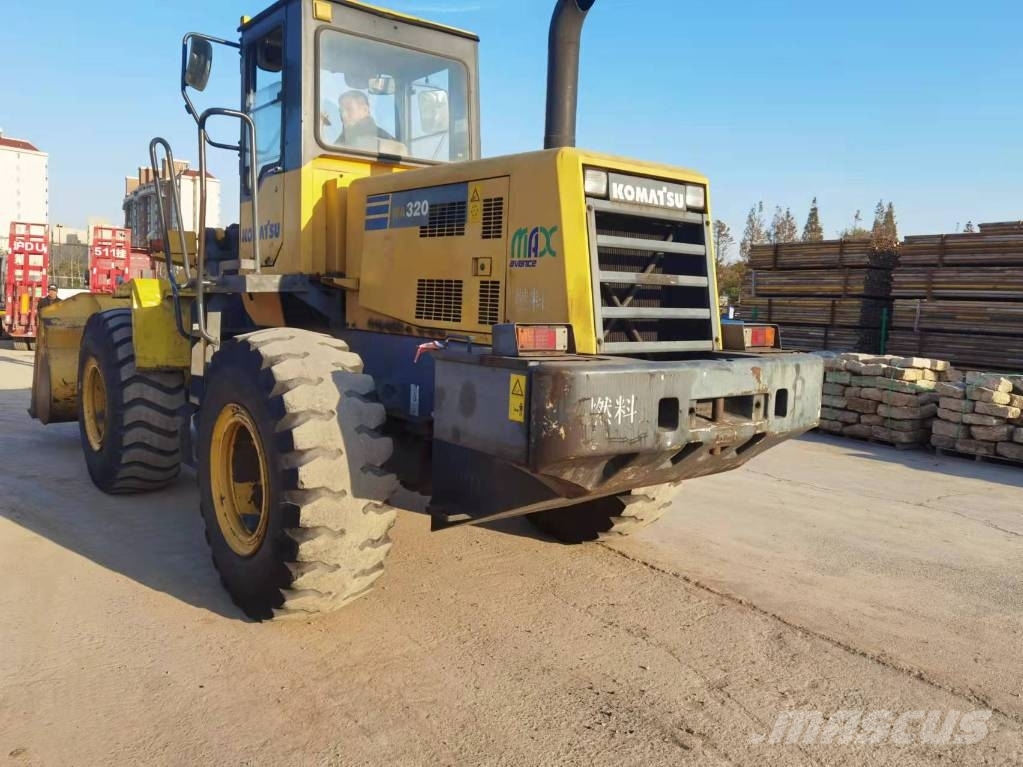 Komatsu WA 320-3 Utovarivači na kotačima