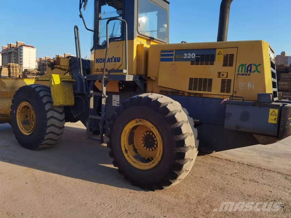 Komatsu WA 320-3 Utovarivači na kotačima