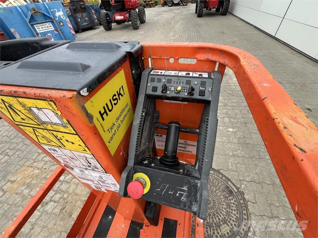 JLG 1230ES Plataformas con jaula de elevación