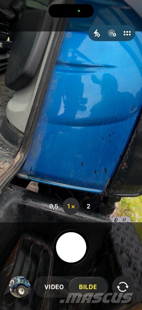 Valtra T132 Versu med underliggende skjær. 拖拉机/农用车