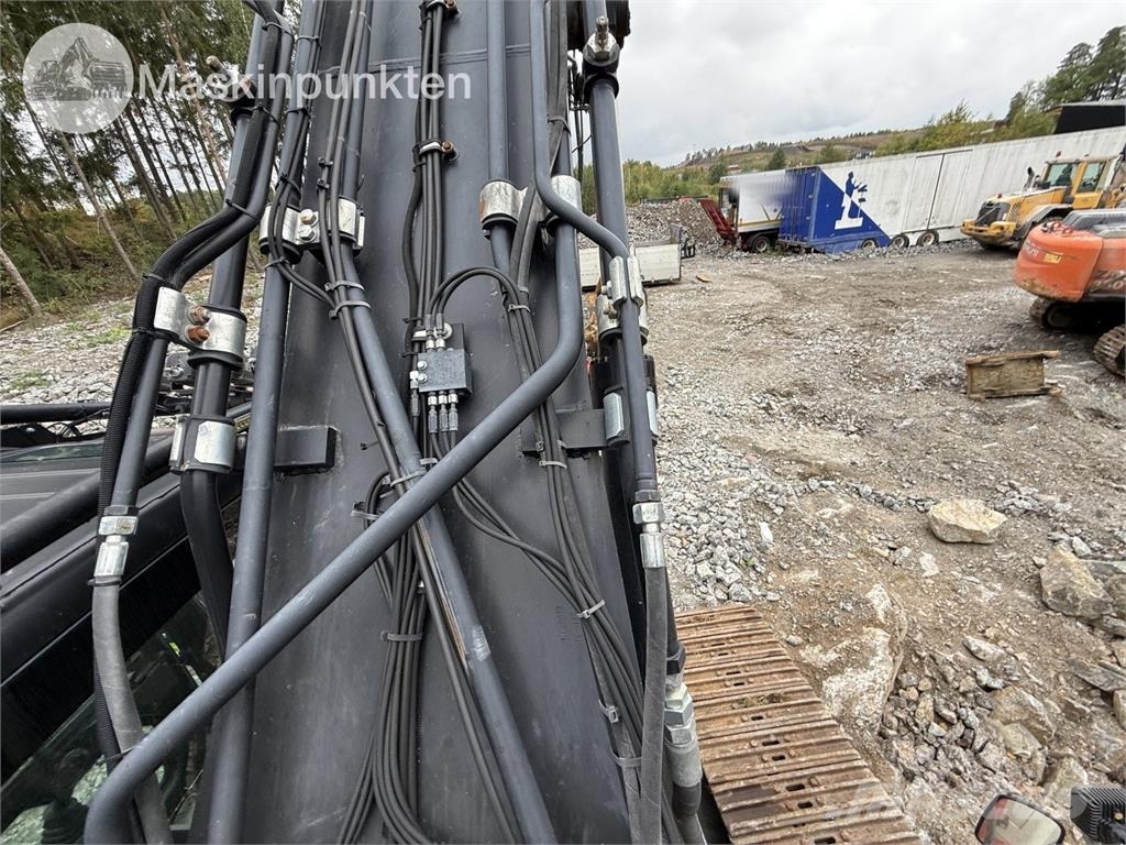 Hidromek HMK370 LC HD Roomikekskavaatorid