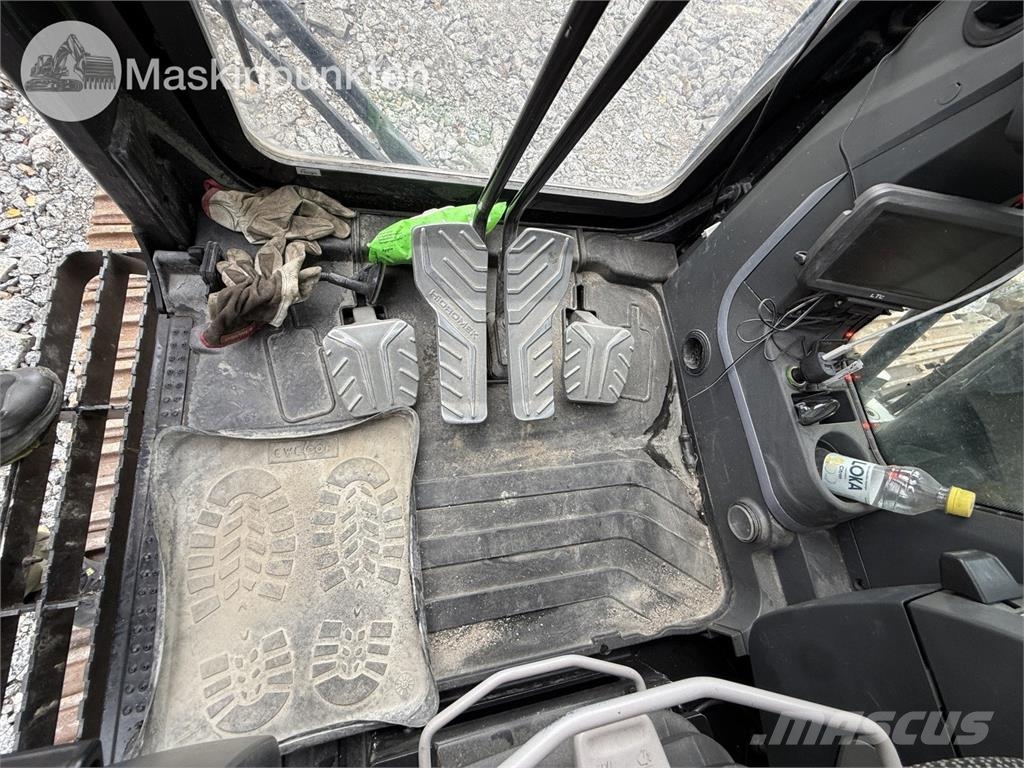 Hidromek HMK370 LC HD Roomikekskavaatorid