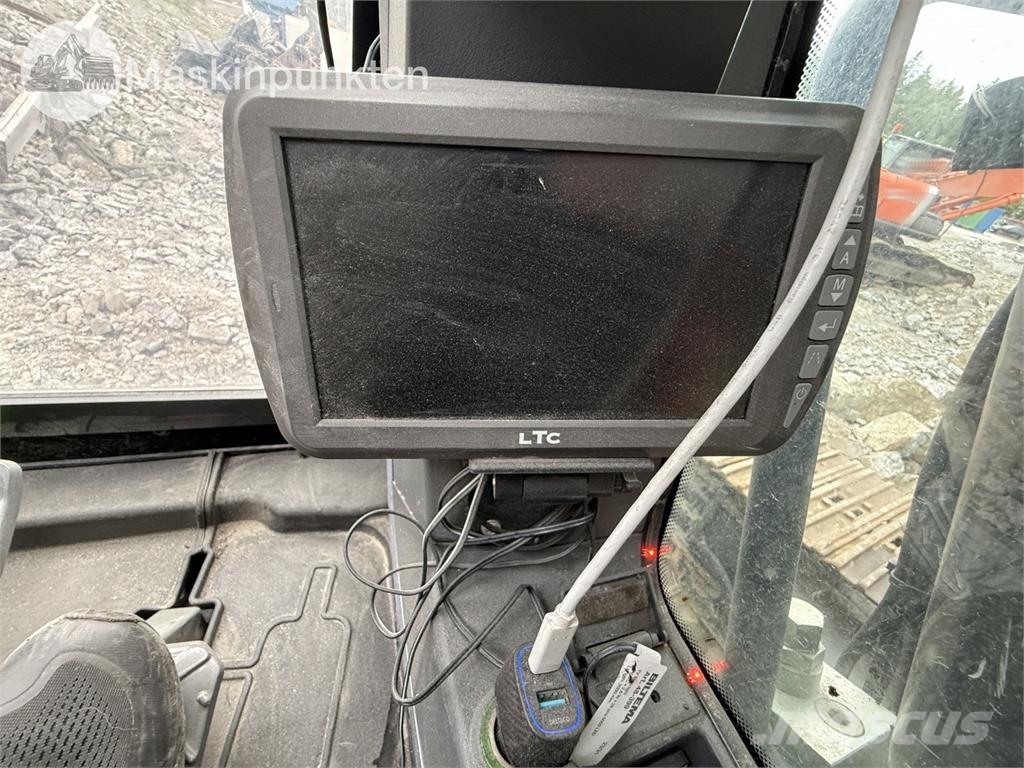 Hidromek HMK370 LC HD Roomikekskavaatorid