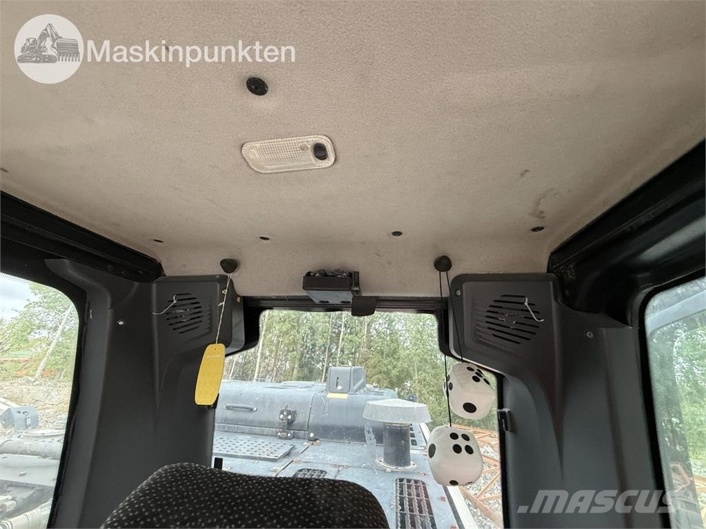 Hidromek HMK370 LC HD Roomikekskavaatorid