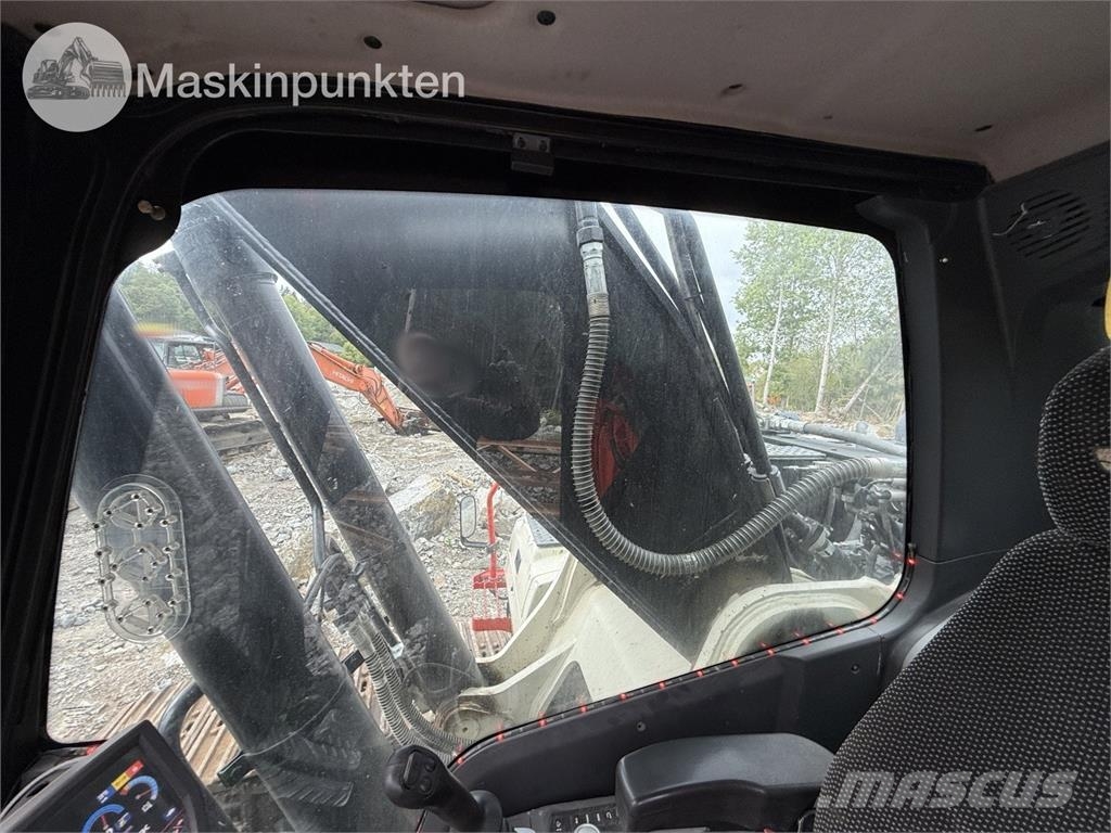 Hidromek HMK370 LC HD Roomikekskavaatorid