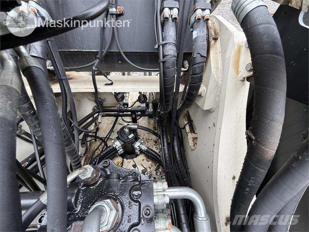 Hidromek HMK370 LC HD Roomikekskavaatorid
