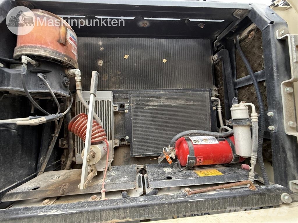 Hidromek HMK370 LC HD Roomikekskavaatorid