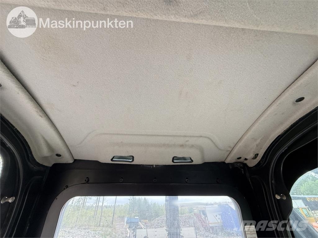 Hidromek HMK370 LC HD Roomikekskavaatorid