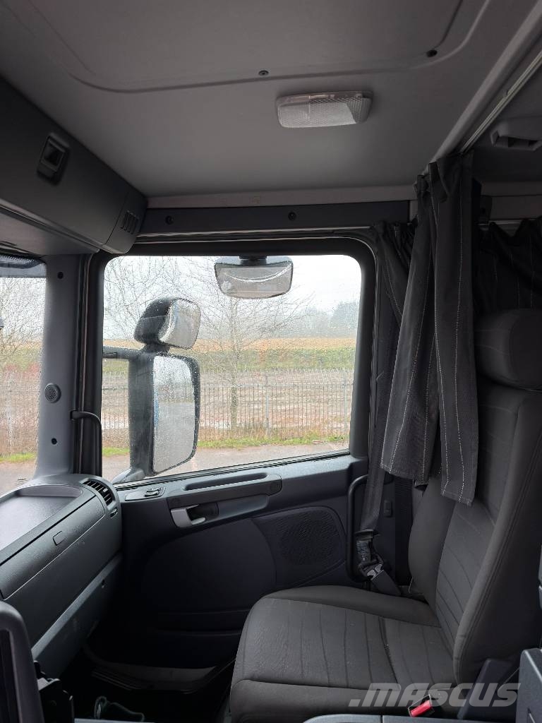 Palfinger P900 48T Araç üstü platformlar