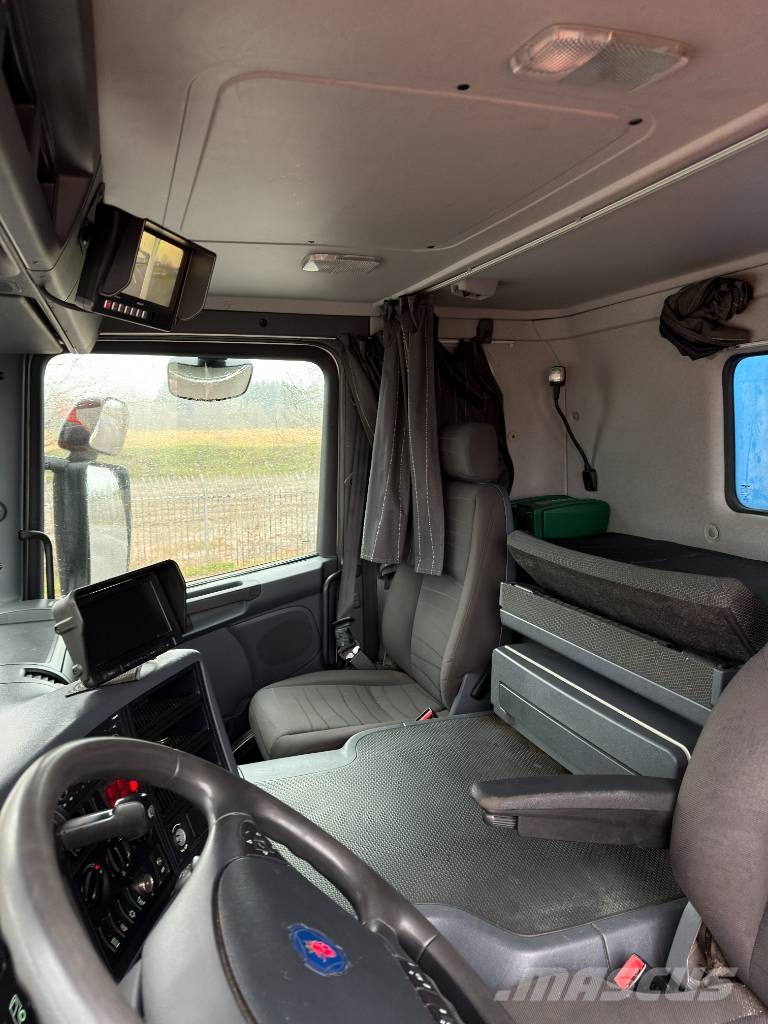 Palfinger P900 48T Araç üstü platformlar