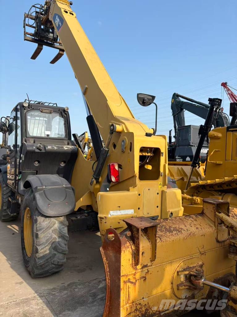 CAT TH 414 伸縮臂操作車