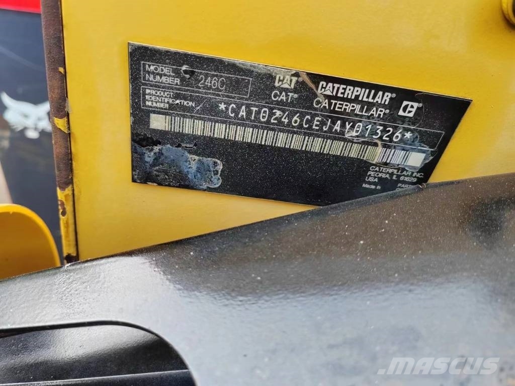 CAT 246 C  스키드로더