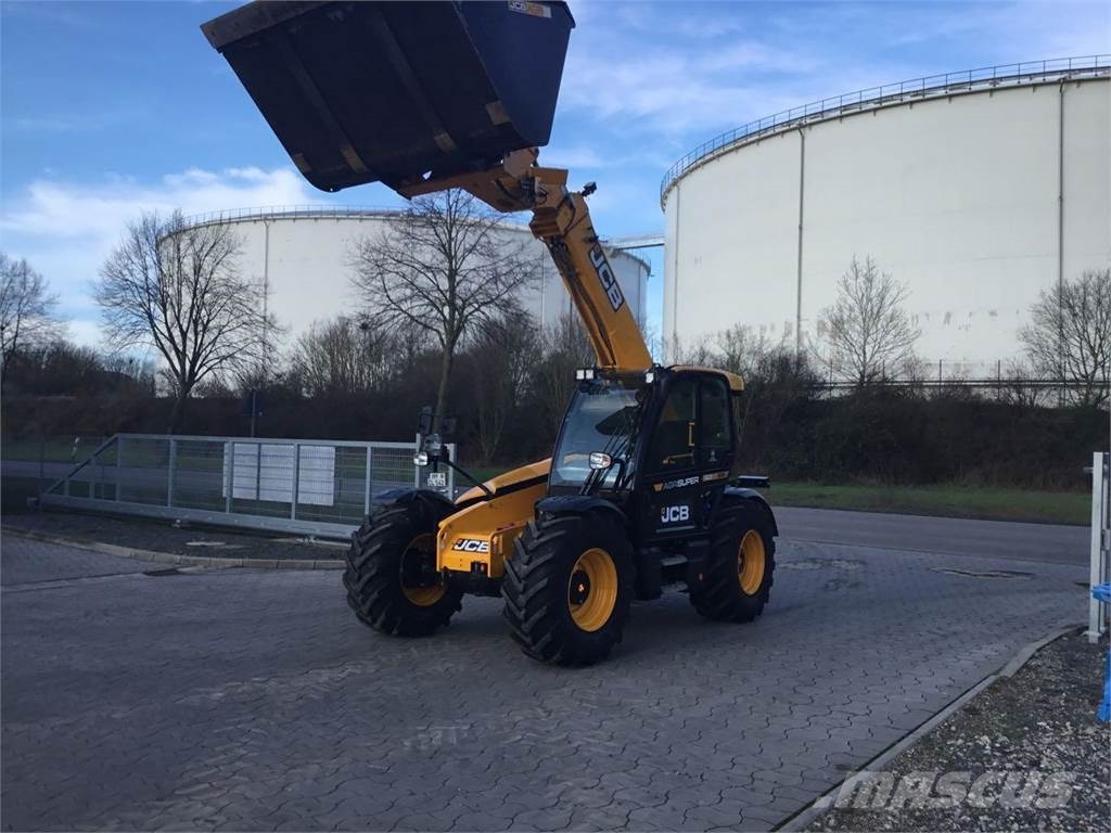 JCB 542-70 Agri Super Dual Tec VT Teleskop bomlifter