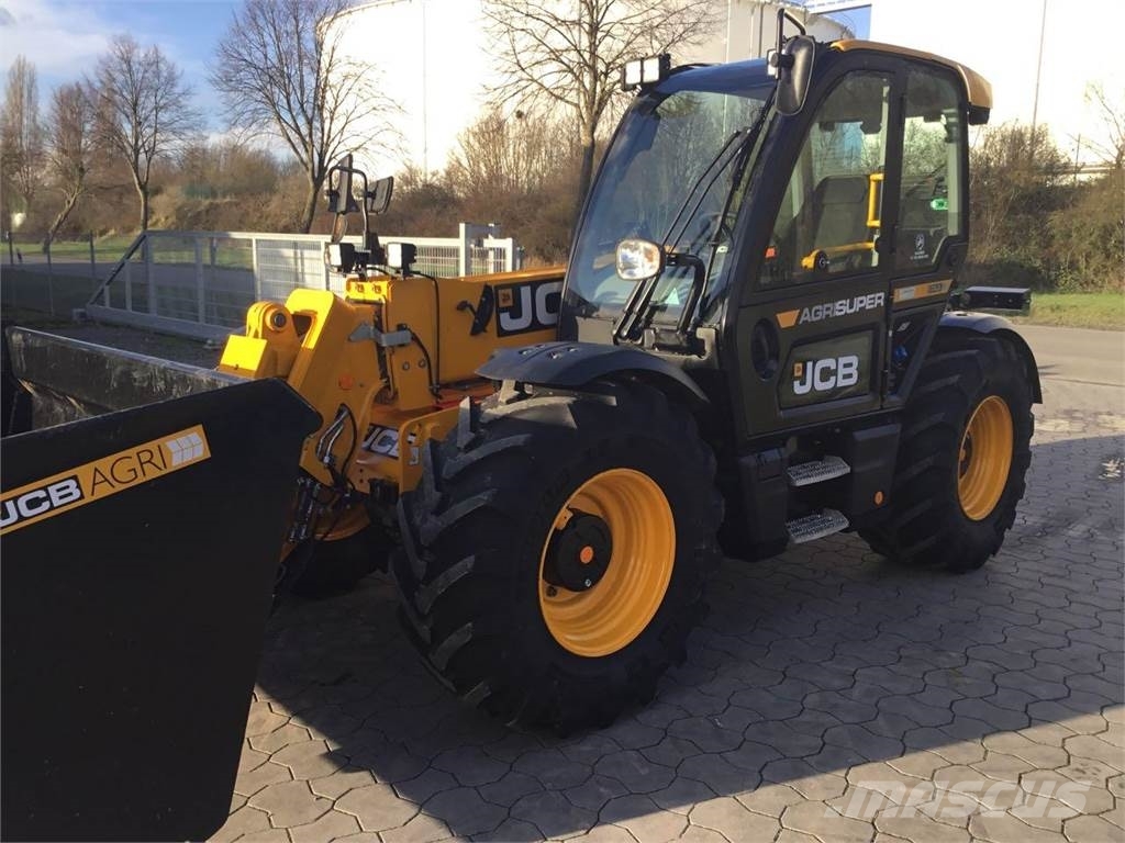 JCB 542-70 Agri Super Dual Tec VT Teleskop bomlifter