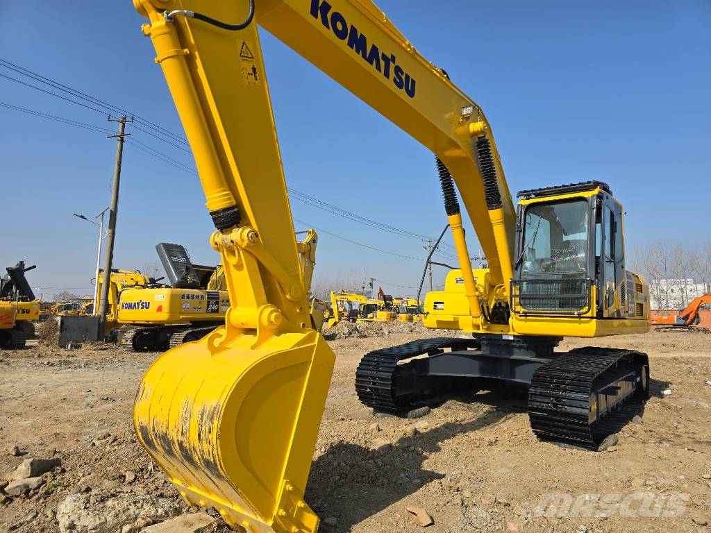 Komatsu PC220-8 Εκσκαφείς με ερπύστριες