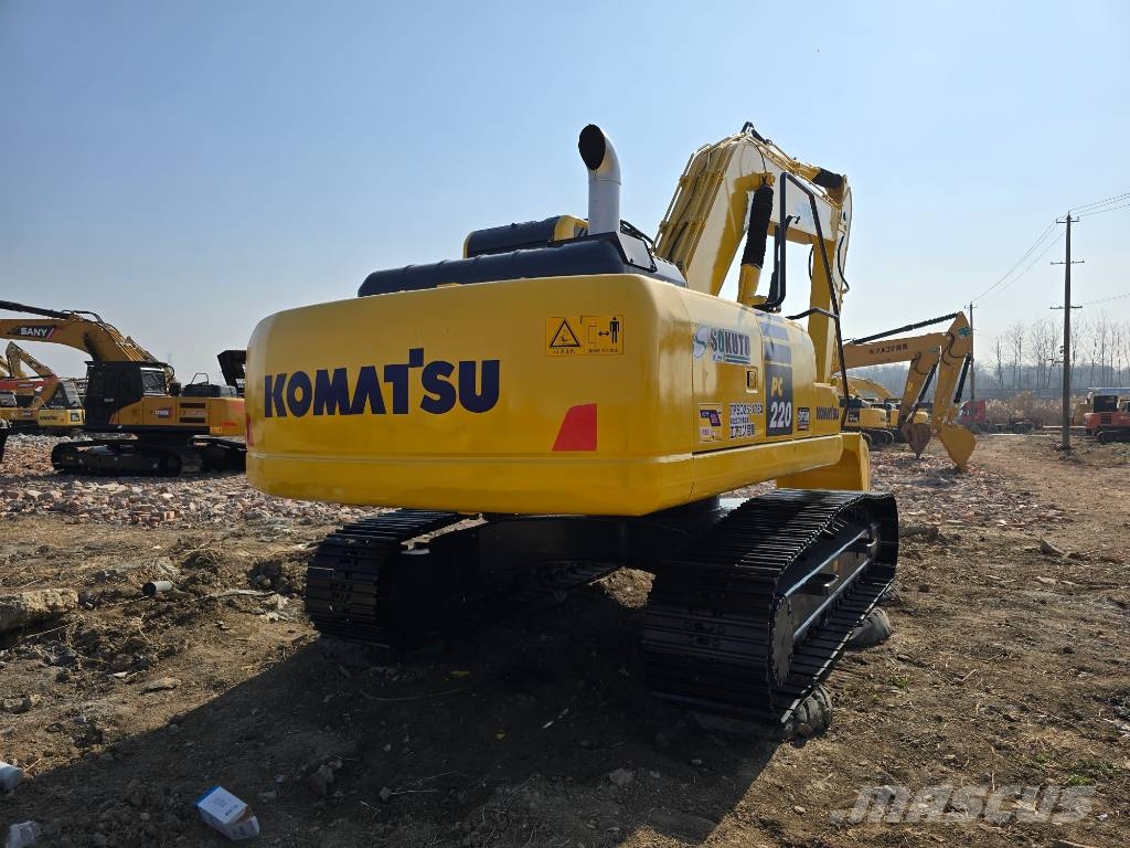 Komatsu PC220-8 Εκσκαφείς με ερπύστριες