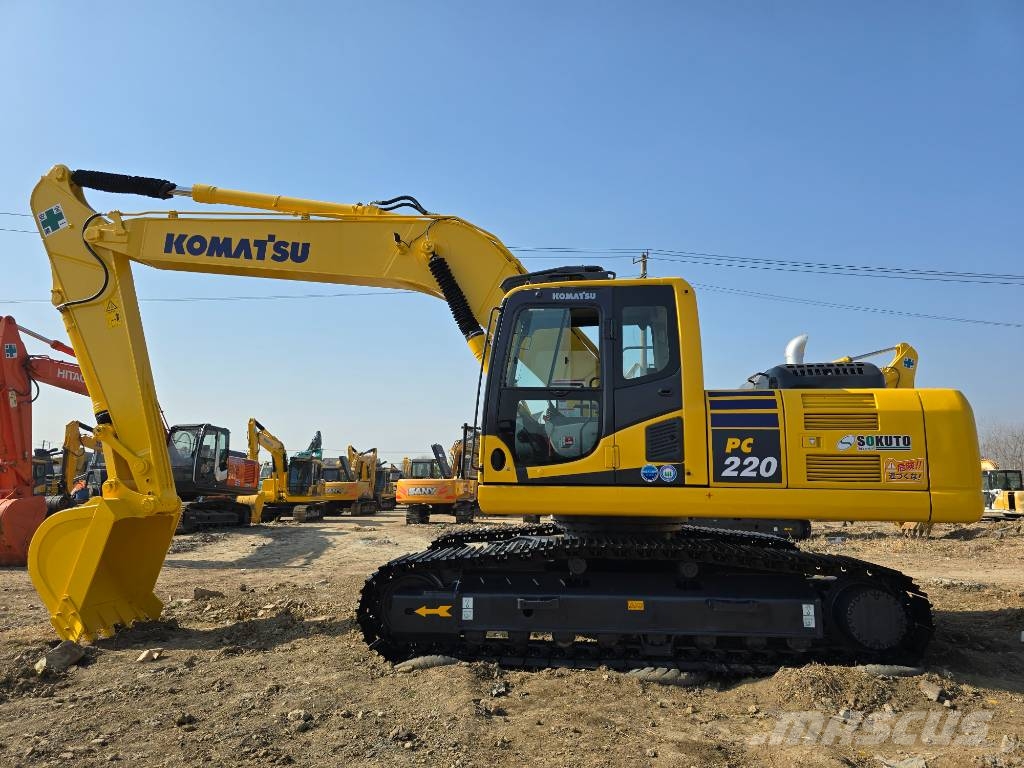 Komatsu PC220-8 Εκσκαφείς με ερπύστριες