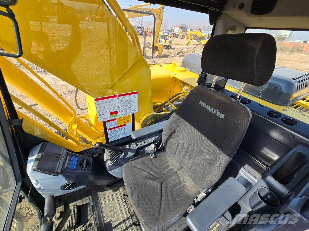 Komatsu PC220-8 Εκσκαφείς με ερπύστριες