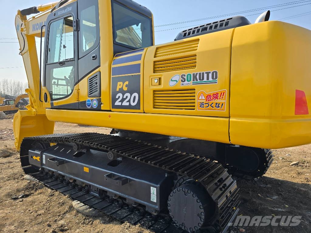 Komatsu PC220-8 Εκσκαφείς με ερπύστριες
