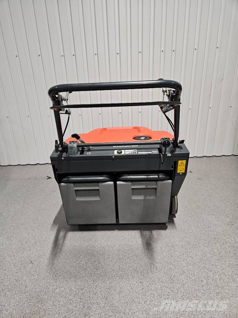 Hako Sweepmaster B800 Innendørs feiemaskiner
