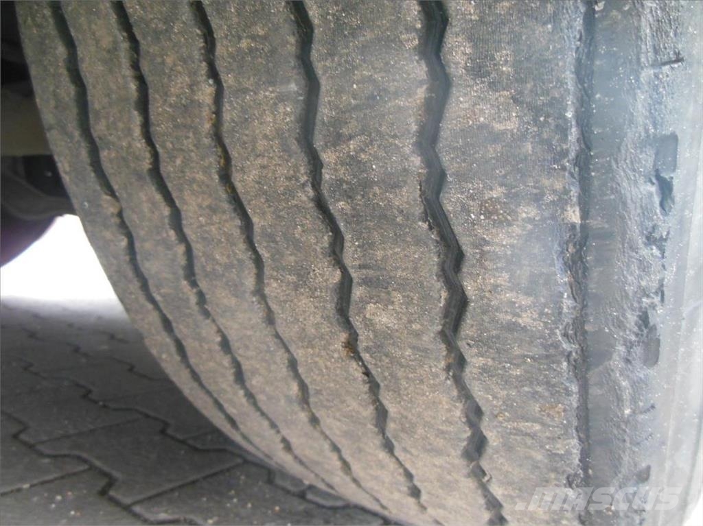 Schwarzmüller W103, COIL MULDE návěs pro nákladní Ημιρυμούλκες Κουρτίνα