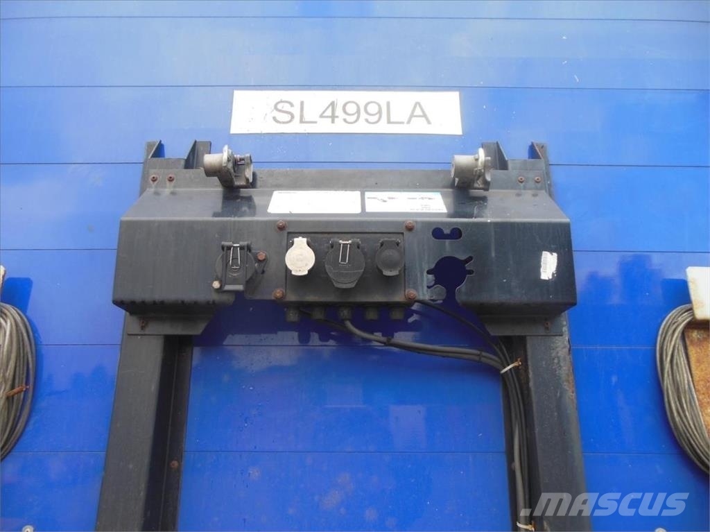 Schwarzmüller W103, COIL MULDE návěs pro nákladní Ημιρυμούλκες Κουρτίνα
