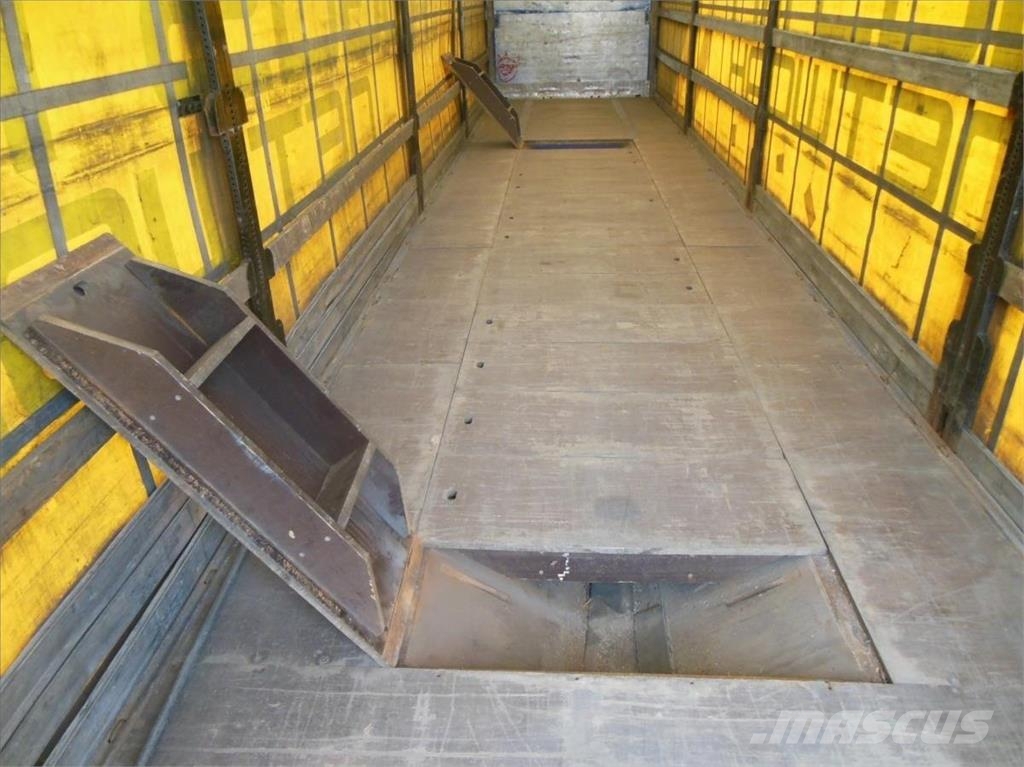 Schwarzmüller W103, COIL MULDE návěs pro nákladní Ημιρυμούλκες Κουρτίνα