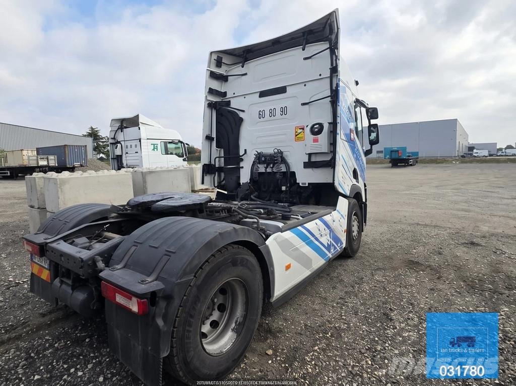 Renault T460 4X2 | Retarder | PTO/Hydraulics | 551.000 Km Tractor Units