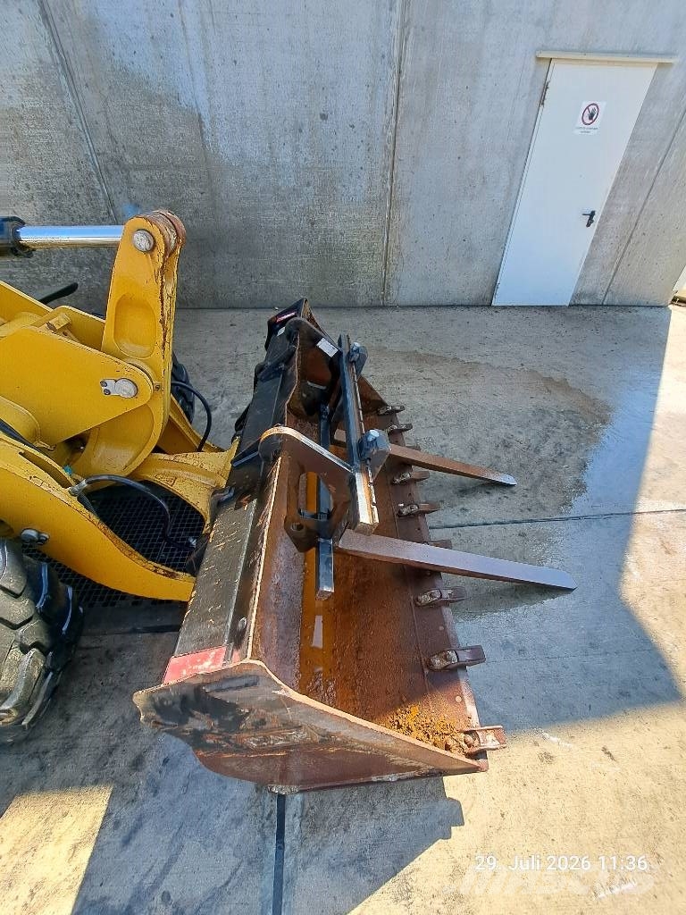 CAT 907 M | PG + LS Pyöräkuormaajat