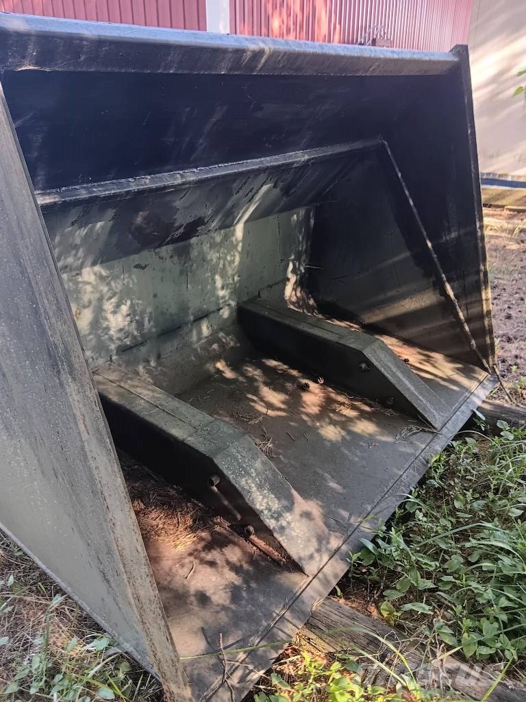 Ålö Kärkikippaava kauha 2,05 ملحقات أمامية للوادر