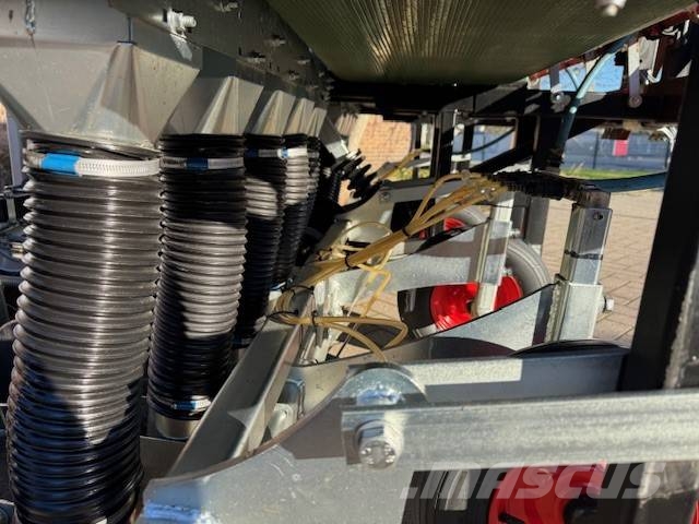 Delta planter Dril 10 Onion planters