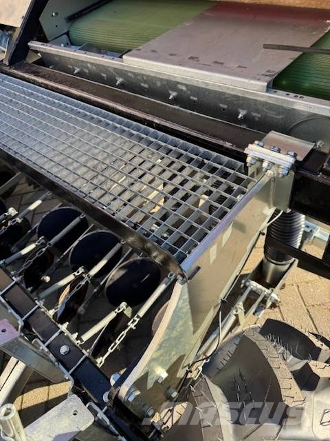 Delta planter Dril 10 Onion planters