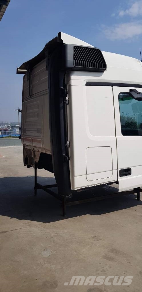 Mercedes-Benz Actros MB2 MEGA SPACE Kabinen