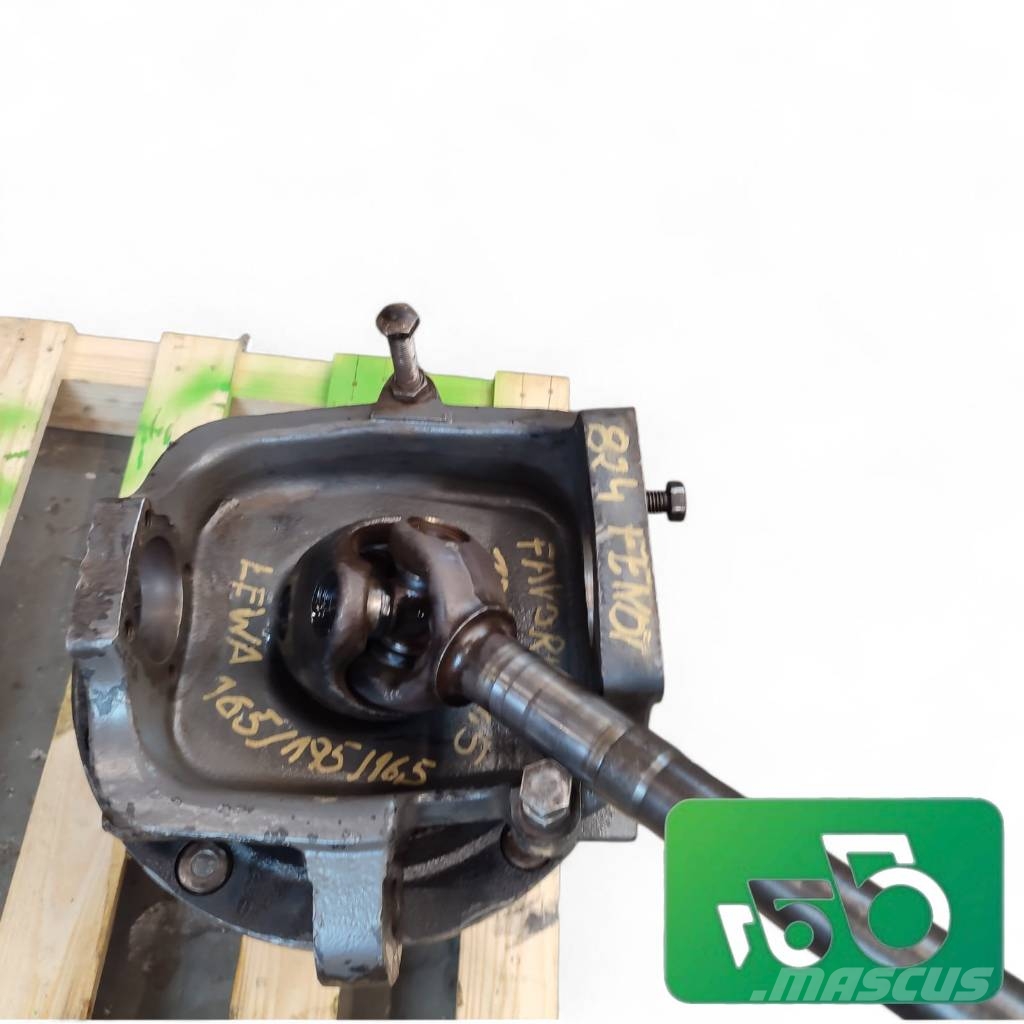 Fendt 824 Favorit Final drive Steering knuckle Hub Axle  Chassis