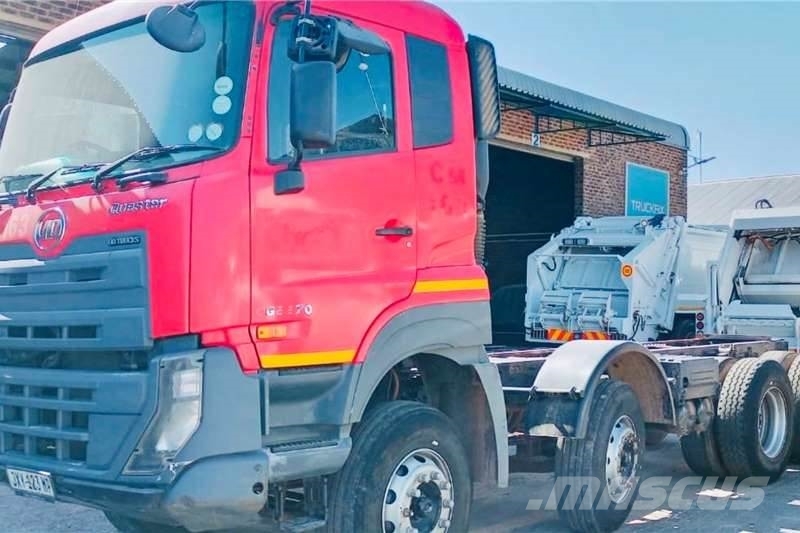 UD CGE 370 8x4 Otros camiones